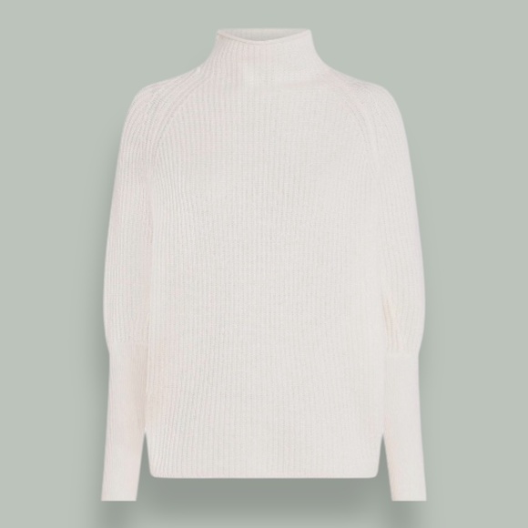 Club Monaco Emma Cashmere Sweater - Picture 3 of 16